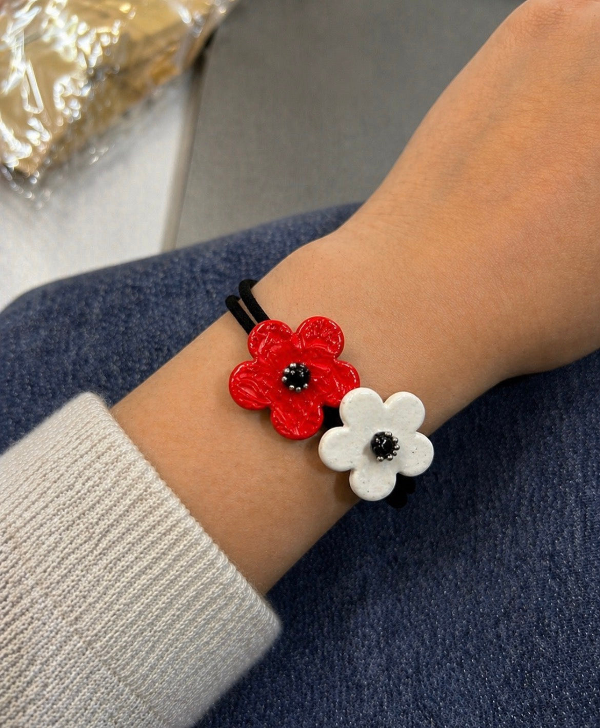 Clay Flower Bracelet Set – Red & White