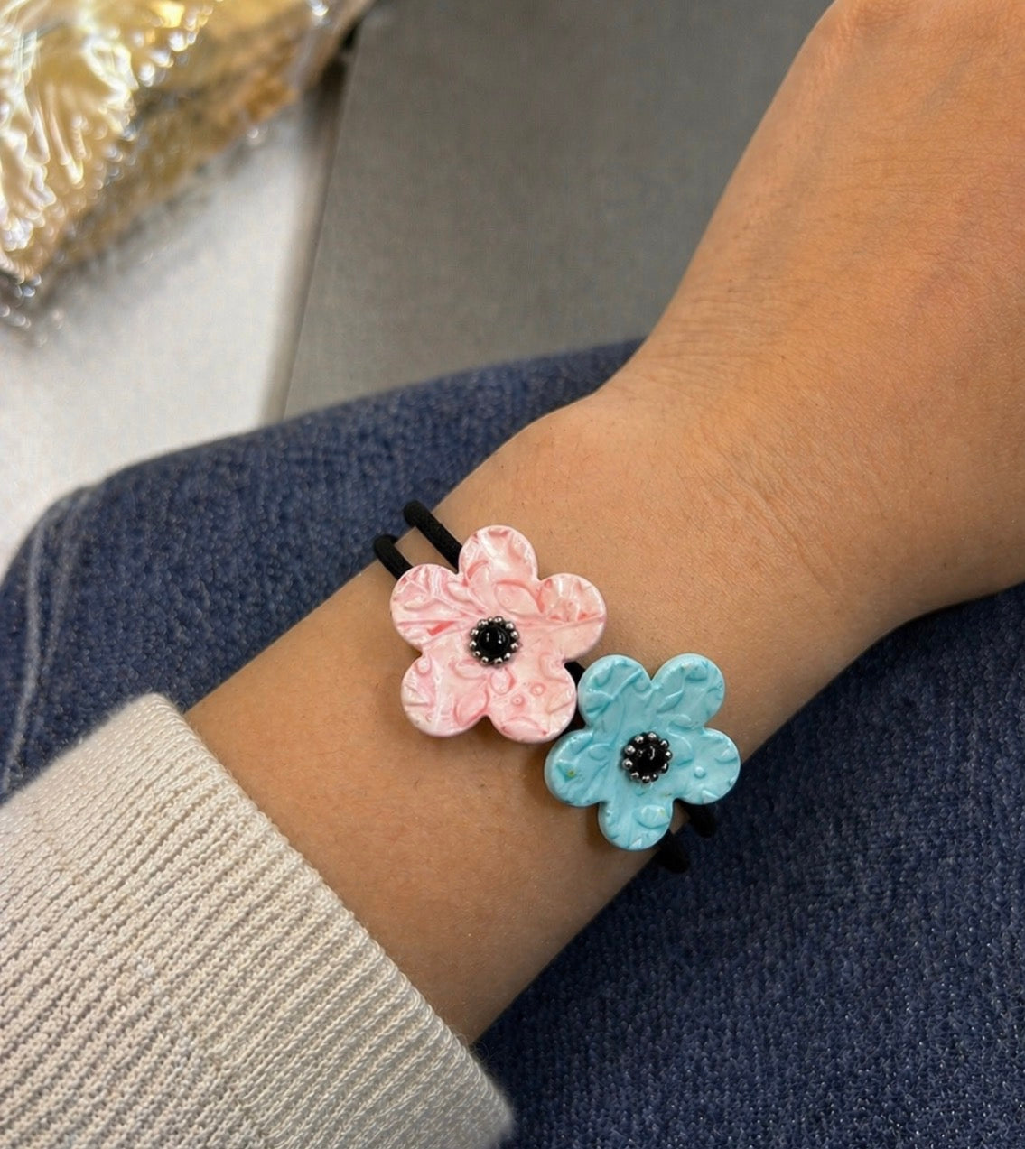 Clay Flower Bracelet Set – Pink & Blue